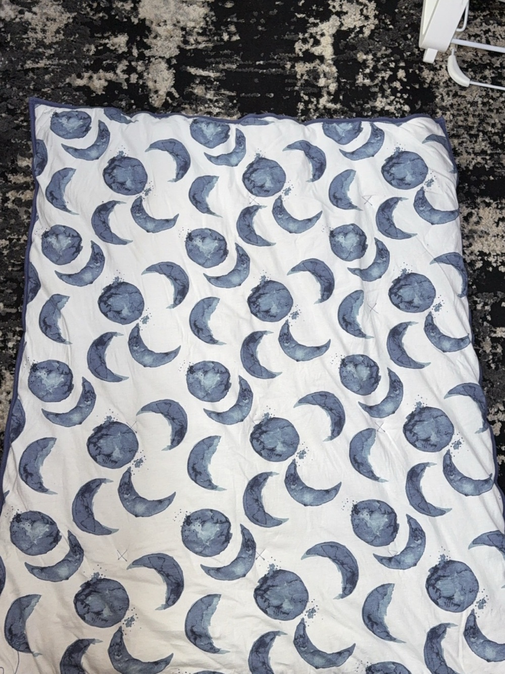 Burt's Bees Navy Moon Cotton crib blanket